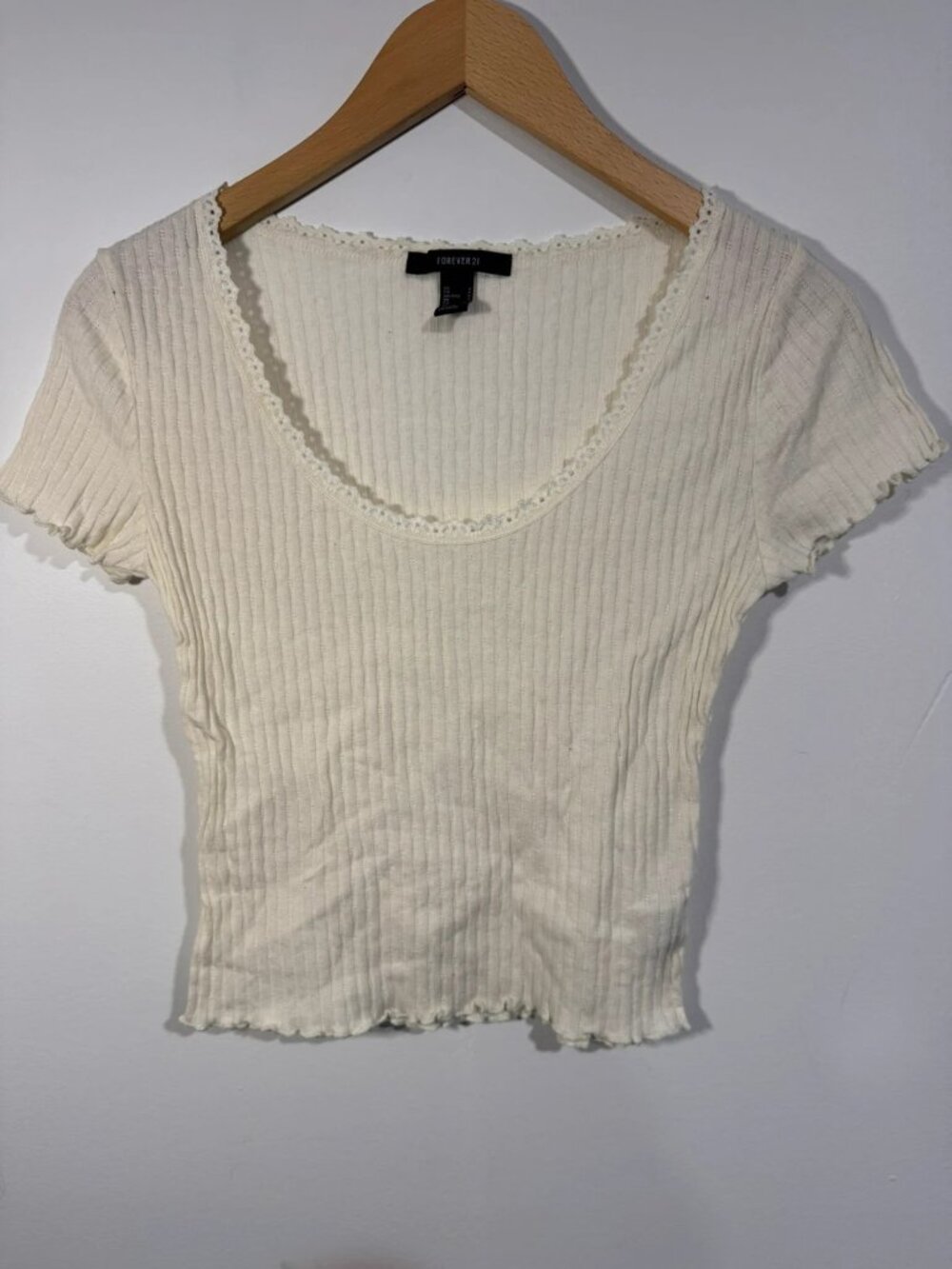 Forever 21 Top Womens Small S Cream Lace Trim Ribbed Knit Scoop Neck Y2K